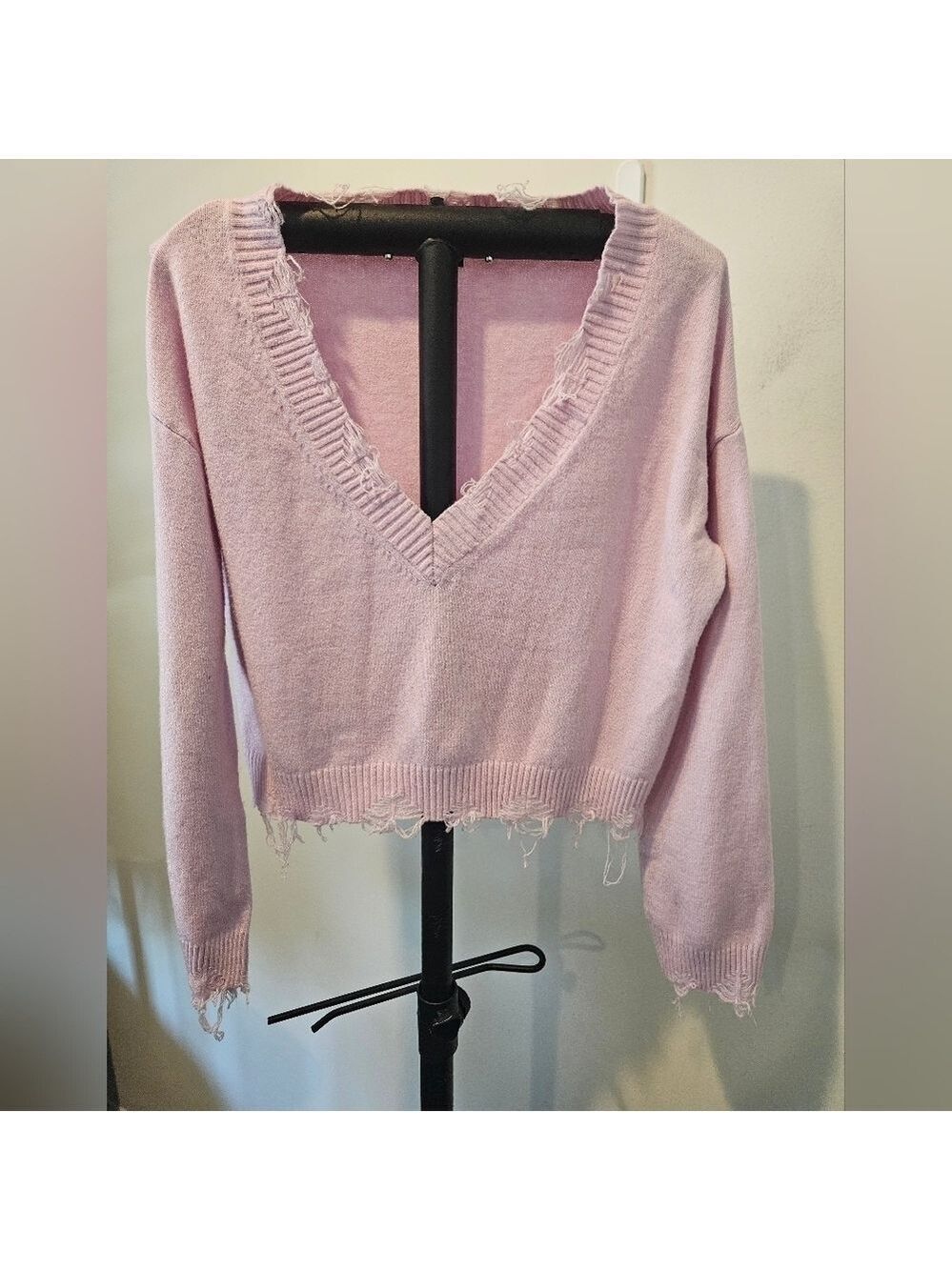 BROOKLYN KARMA WOMEN'S PINK DISTRESSED GRUNGE KNIT CROPPED TOP SIZE MEDIUM - Picture 3 of 12